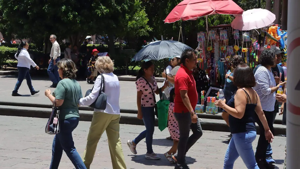 potosinos en el centro